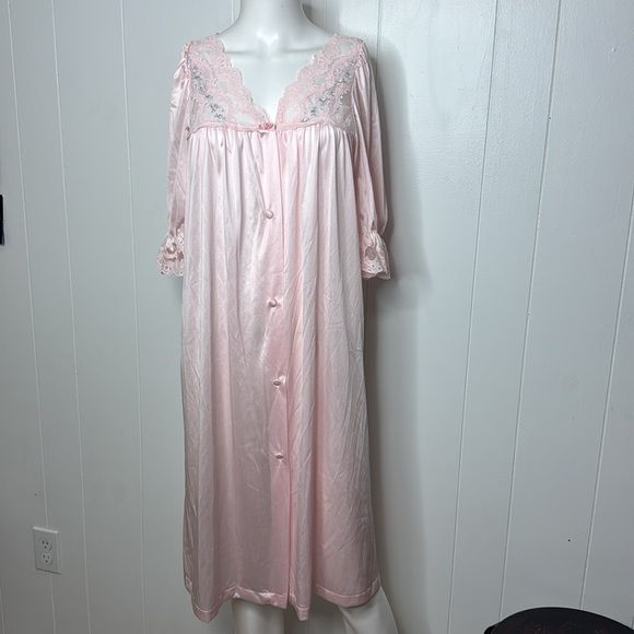 Vanity Fair S vintage pink nightgown - Picture 2 of 5